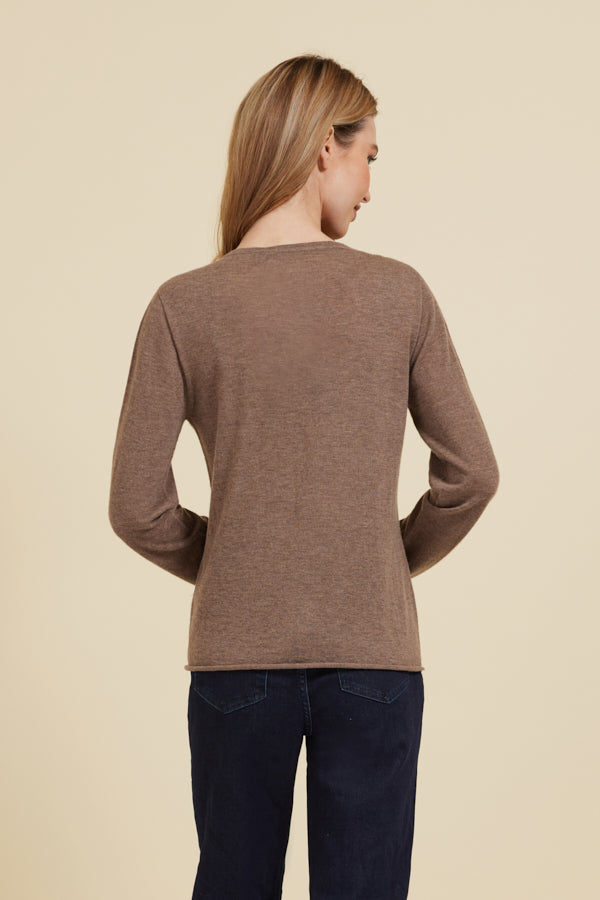 Majestic 100% Cashmere Long Sleeve V-Neck in Ficelle