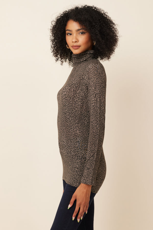 Lyocell Cashmere Stretch Cheetah Long Sleeve Turtleneck in Kaki