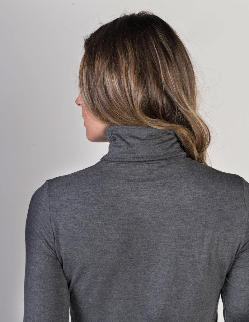 Majestic Long Sleeve Viscose Turtleneck in Flanelle