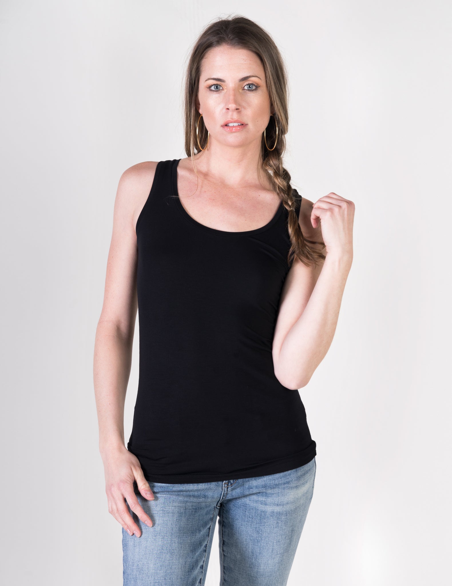 Majestic Flat Edge Scoop Viscose Tank in Noir